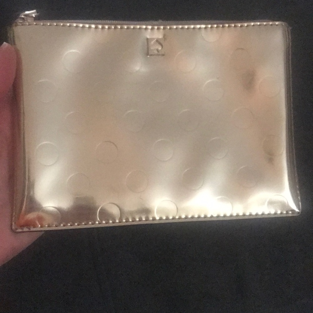 Free Kate Spade metallic gold small cosmetic bag - Picture 5 of 7